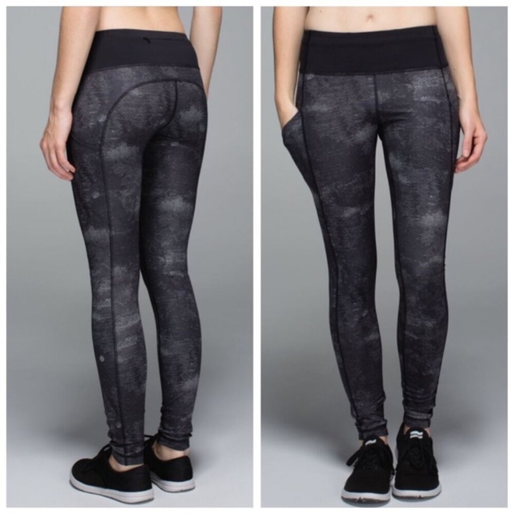 Lululemon Speed Tight II Pockets Zip Leggings Pants Full-On Luxtreme Snake Print